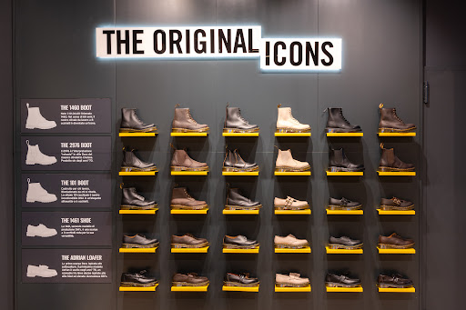 Dr. Martens - Le Gru Gallery - Italy