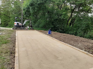 Photo n°9 de BG TERRASSEMENT à Bétous (Société de travaux publics)