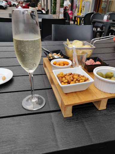 Bar Dart & Wine Caffetteria - Yogurteria - Thumbnail