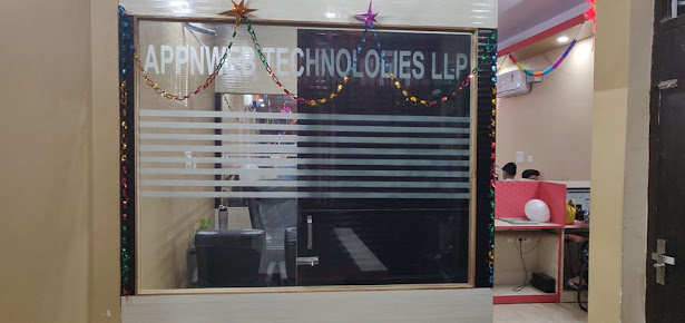 Af1qipp3hozrhdylxcsrhduvcoqoxht 5uinnbxhpjgx=s615 K No