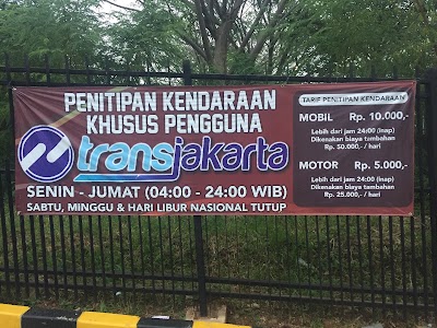 Photos of Park & Ride Transjakarta Summarecon Bekasi