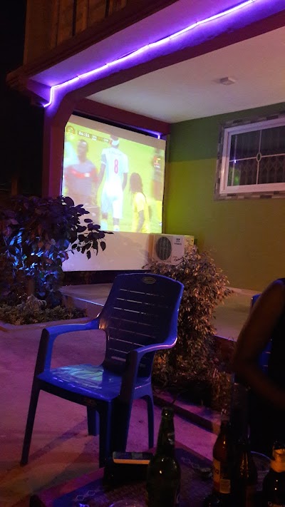 Photos of King George villa