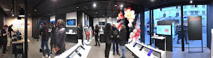 Photo n°3 de Free - Boutique Paris Rennes - Montparnasse à Paris (Opérateur téléphonique)