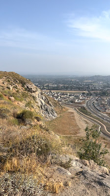 Photo 3 de Shadow Rock Park - 6598 20th St from Videos