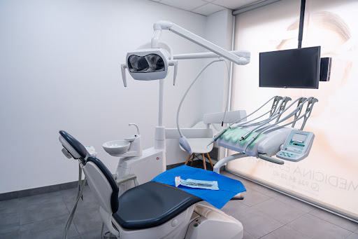 Esplugues Dental Clinic.