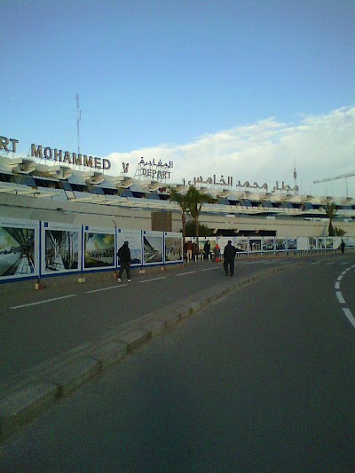 Photos of Airport Med V