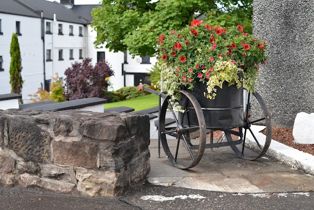 Auchentoshan Distillery