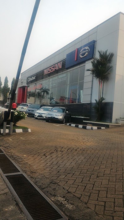 Photos of Indomobil Nissan Datsun Cibubur
