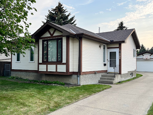 Bulldozer Roofing Shingles Replacement & Roof Repair (Edmonton) - Thumbnail