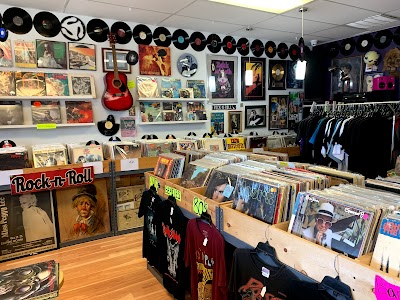 Beachside Retro & Records