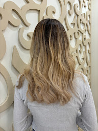 Photo n°12 de Signature by CM - Coiffeur Soissons à Soissons (Salon de coiffure)