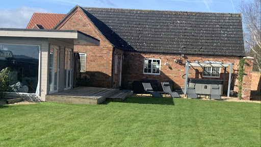 Hydro Health & Beauty Lincoln