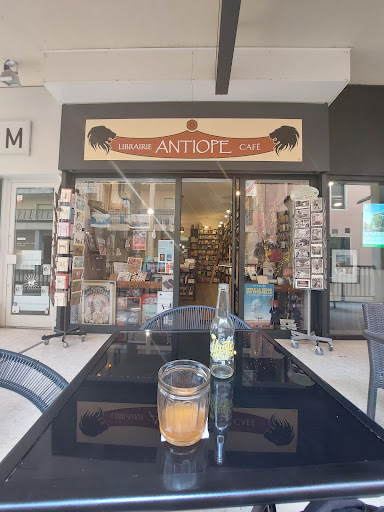 Antiope librairie-café - France