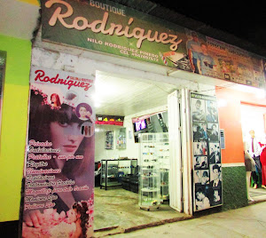 Salon & Boutique Rodriguez 0