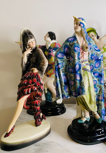 Deco Diva Antiques Gallery - Australia