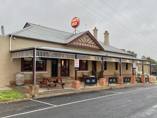 Lindenow Pub Farmers Home Hotel Gallery - Australia