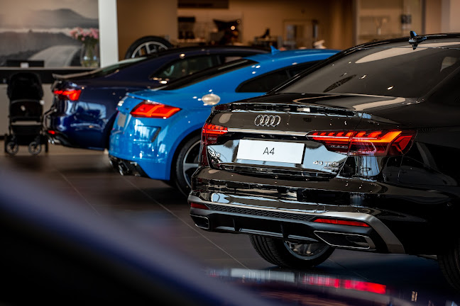 Audi Centrum Poznań Ławica - Sprzedawca samochodów