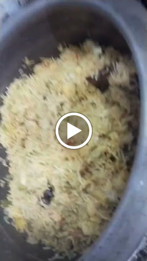 गरमागरम, सुगंधी आणि चविष्ट Veg Pulaw Rice आता उपलब्ध आहे Pooja’s Kitchen मध्ये 🍚✨