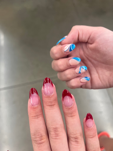 Davi nails in Moon township - Thumbnail