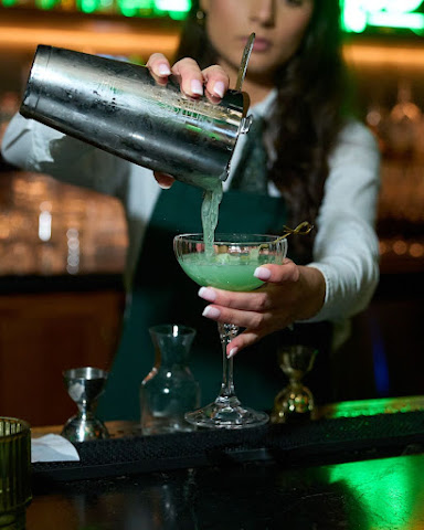 Lamar's Sporting Club by null