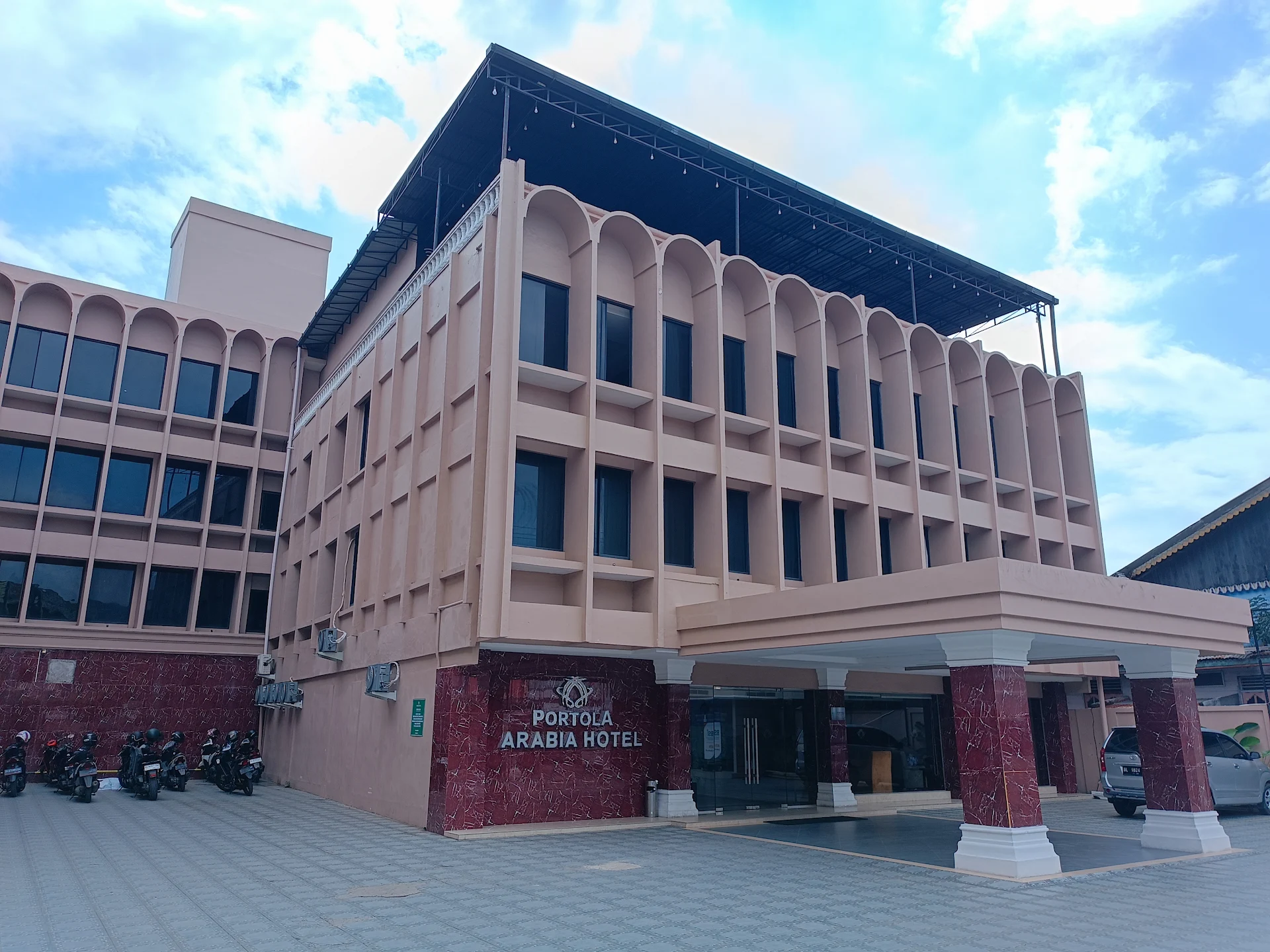 Portola Arabia Hotel