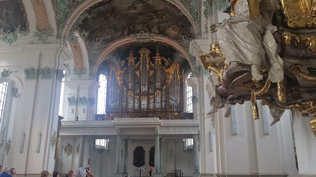 https://www.stiftsbezirk.ch/en/cathedral-information