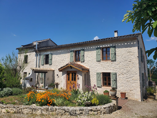 Photo de Camping Le Soleil Des Bastides dans le Tarn