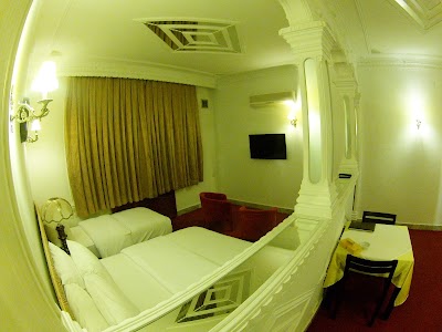 Photos of Karoon Hotel