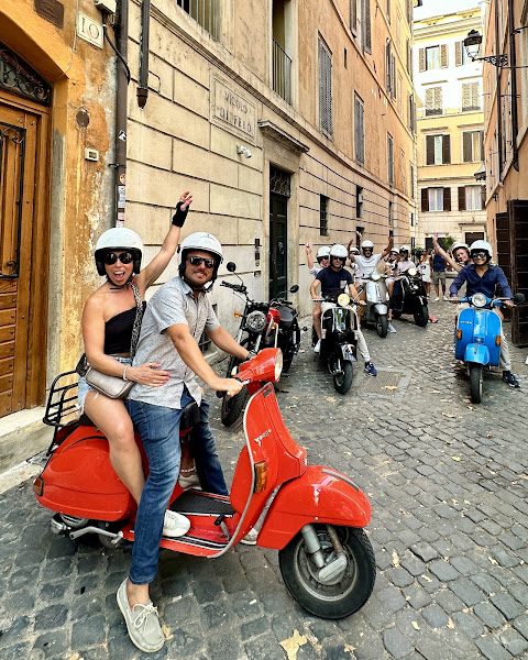 Scooteroma Tours - Private Vespa & Scooter tours of Rome by null