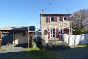 Photo n°38 de Nicolas Robier - SAFTI Immobilier à François (Agent immobilier)