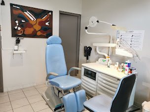 Photo n°2 de Sofia Moumou-Dausse à Ambarès-et-Lagrave (Podologue)