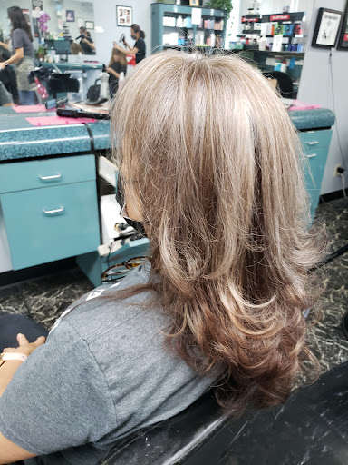 Sara's Beauty Studio Gallery - United States