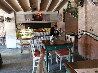 Photos of Roadhouse Cafe