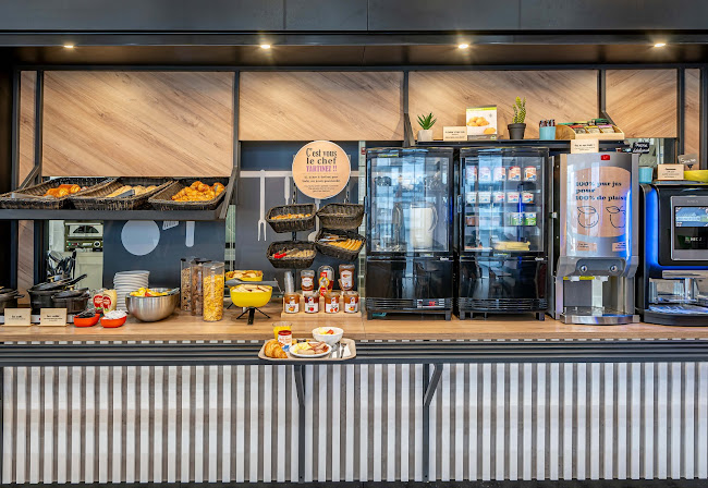 Opinii despre B&B HOTEL Bordeaux Bassins à Flot în Bordeaux - Hôtel