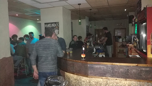 Pub Miserable - Visual