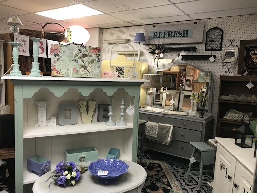 Antiques At Annapolis - Thumbnail