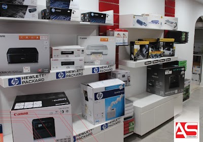 Electronics Store