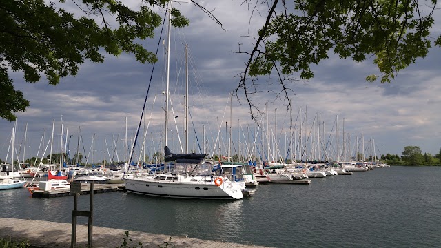 Colonel Sam Smith Park