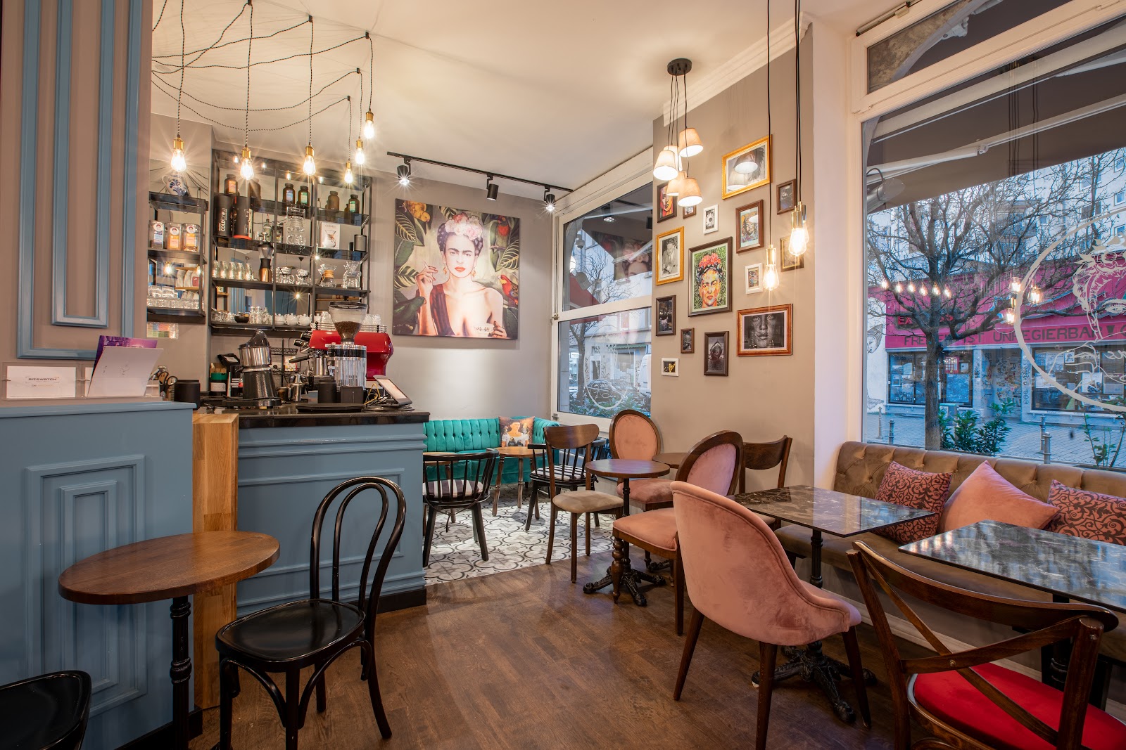 Frida's Cafe — photo 1