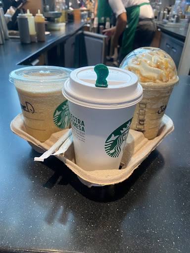 Starbucks Pabellón M - Thumbnail