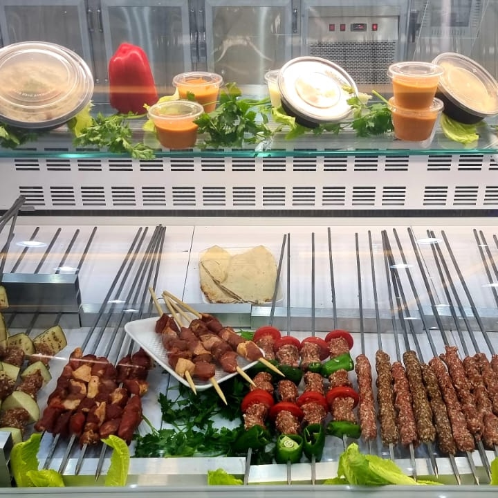 Alasdiqaa butchery and grills ملحمة ومشاوي الأصدقاء - صورة 3