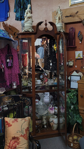 Iron Works Boutique Gallery - United States