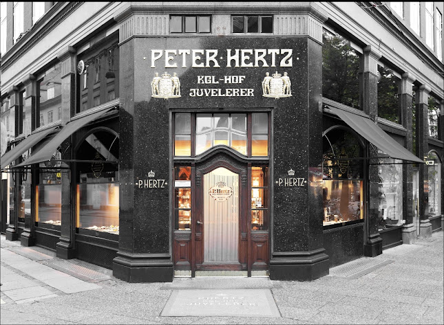 Kgl. Hofjuvelerer P. Hertz