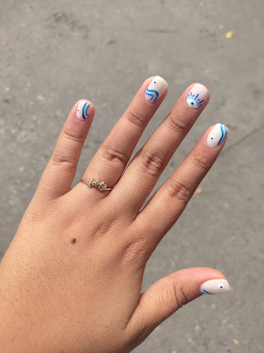 Room Nails - Thumbnail