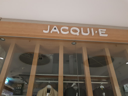 Jacqui E Greensborough - Thumbnail