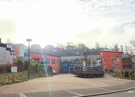Schule an der Höh