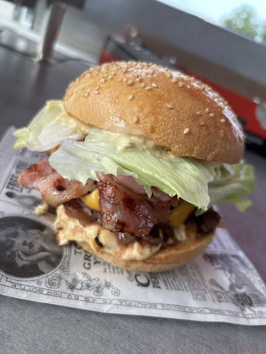 Photo 3 - La Casa Burger