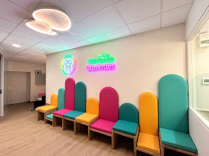 Photo n°2 de Mes Belles Quenottes- Le Dr LELEU et le Dr VEYLON à Béthune (Cabinet dentaire)