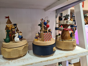 Photo n°3 de L'Ourson Rouge Angoulême - Concept store pour enfants à Angoulême (Magasin pour enfants)