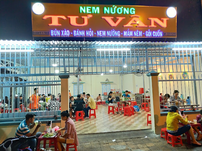 Nem Nướng Tư Vân